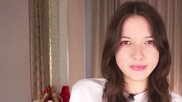 JulissaSham online show from May 2026 12:44:01 PM