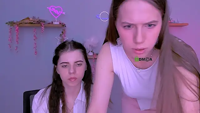lyra desire online show from May 2026 10:10:01 AM