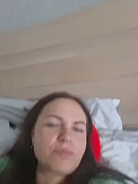 Snapshot of Meri_a chatting on June 2026 03:06:02 PM Meri a online show from June 2026 03:06:02 PM