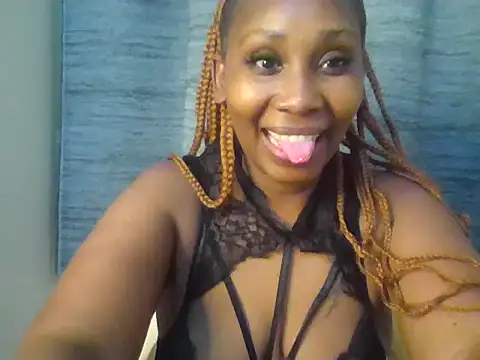 Snapshot of Sexie_sugar chatting on June 2026 05:28:01 PM Sexie sugar online show from June 2026 05:28:01 PM