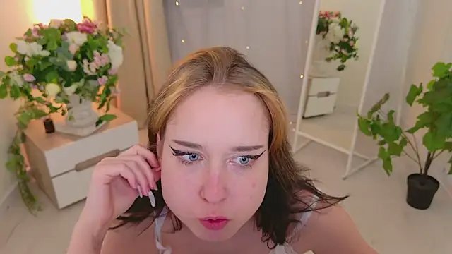 Oksi Koxy online show from June 2026 02:32:01 PM