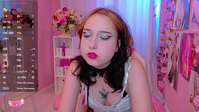 Oksi Koxy online show from July 2026 12:11:01 PM