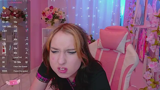 Oksi Koxy online show from July 2026 10:52:02 AM