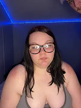 Snapshot of Queenbaddie21 chatting on May 2026 02:51:02 AM Queenbaddie21 online show from May 2026 02:51:02 AM
