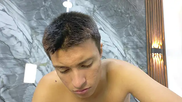 Thiago Enzo online show from May 2026 07:05:02 AM