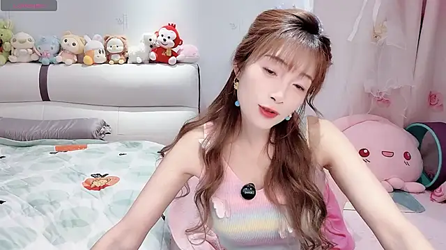 Snapshot of qiqi520ya chatting on June 2026 04:05:01 PM qiqi520ya online show from June 2026 04:05:01 PM