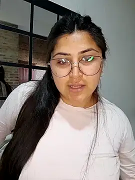 morena95  online show from May 2026 12:56:01 PM
