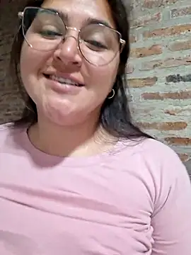 morena95  online show from June 2026 01:26:01 PM
