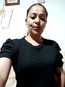 jessamondd online show from June 2026 05:28:01 AM