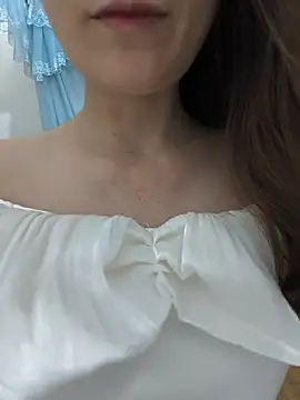 Snapshot of Lye_lovely chatting on June 2026 01:37:02 PM Lye lovely online show from June 2026 01:37:02 PM