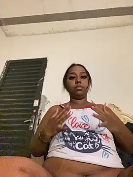 jhenannyy online show from June 2026 02:58:01 PM
