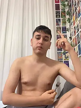 imjustaboyy1 online show from May 2026 06:28:02 PM
