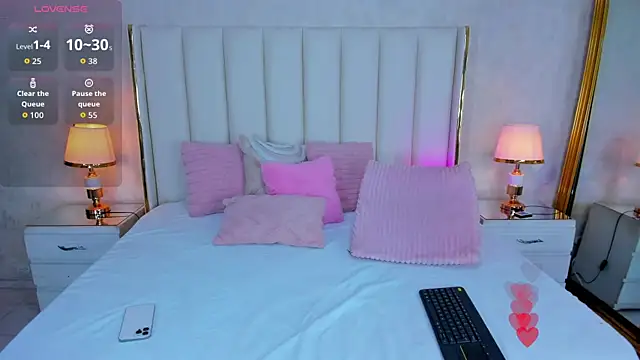 KaylaDavies online show from June 2026 08:02:01 PM