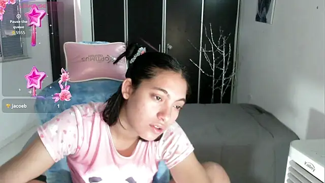 Snapshot of Dolce_more chatting on June 2026 01:04:02 PM Dolce more online show from June 2026 01:04:02 PM