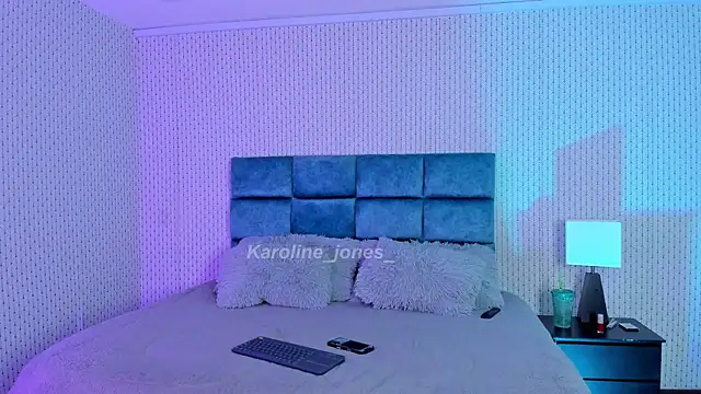 Snapshot of Karoline_Jones18 chatting on July 2026 11:00:02 PM Karoline Jones18 online show from July 2026 11:00:02 PM
