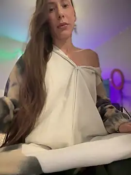 lil martian online show from October 2025 02:18:01 PM