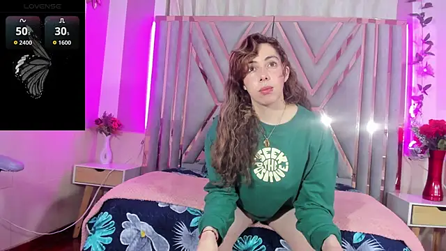 Snapshot of hada_russo chatting on July 2026 04:07:02 AM hada russo online show from July 2026 04:07:02 AM