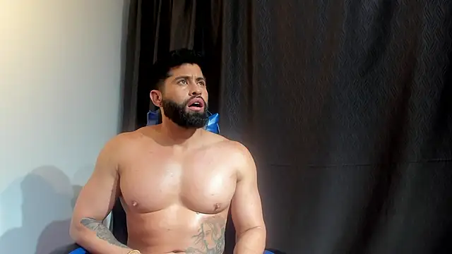 RikyAaron online show from July 2026 01:52:02 AM