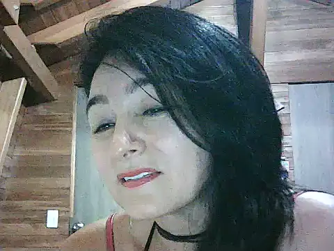 Snapshot of Anlly_garcia002 chatting on June 2026 11:44:01 PM Anlly garcia002 online show from June 2026 11:44:01 PM