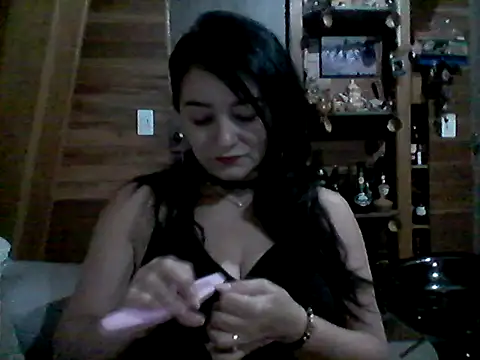 Snapshot of Anlly_garcia002 chatting on June 2026 01:54:01 AM Anlly garcia002 online show from June 2026 01:54:01 AM