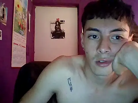 Snapshot of crisanto8 chatting on May 2026 03:06:01 PM crisanto8 online show from May 2026 03:06:01 PM