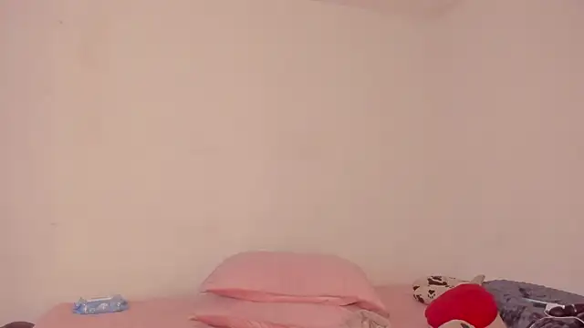 karely laurent online show from May 2026 01:58:02 AM