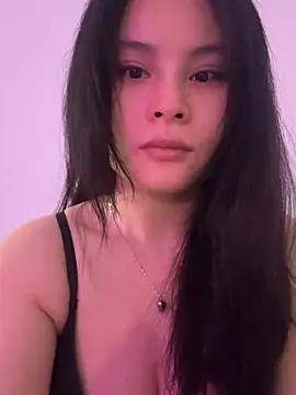 Snapshot of enen-123 chatting on June 2026 01:30:01 AM enen-123 online show from June 2026 01:30:01 AM