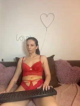 Sabrinee xx divine online show from July 2026 11:18:01 AM