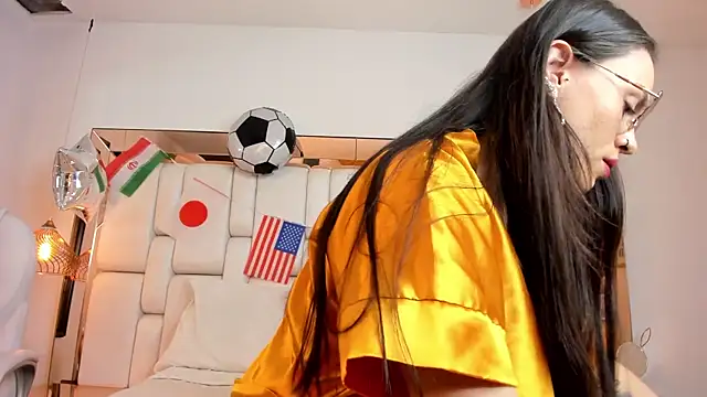 ValeryMontenegro online show from June 2026 12:20:02 PM