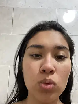adaira31 online show from June 2026 04:22:02 PM
