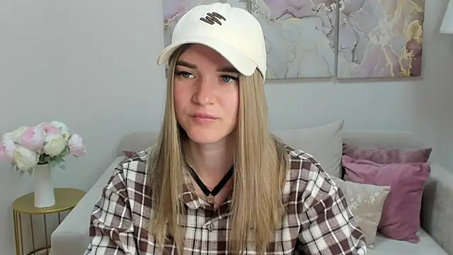 RoxyReignn online show from June 2026 09:51:02 PM