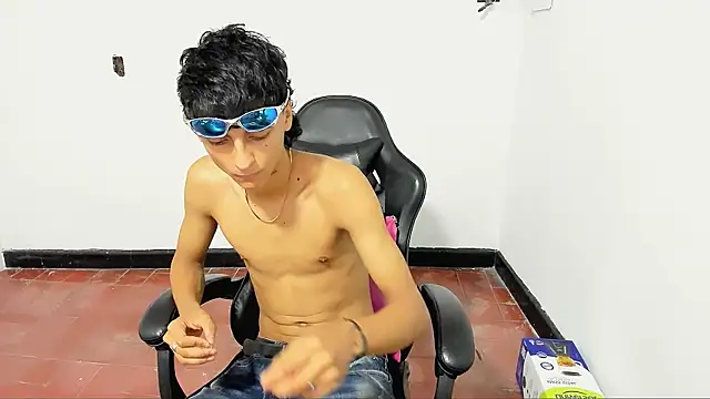 Leal cute666 online show from May 2026 06:31:02 AM