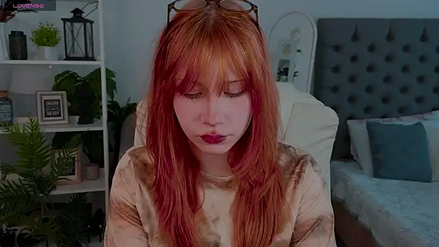 Fleur Fox online show from May 2026 09:38:01 AM