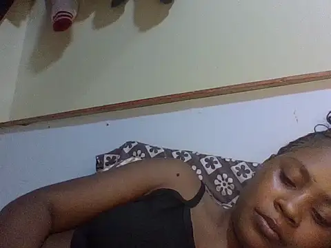 Prettydoll2 online show from May 2026 08:28:01 PM