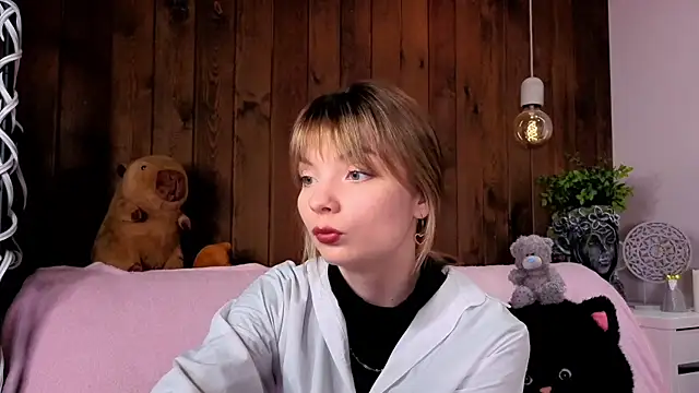 IvoryPesante online show from June 2026 08:22:02 PM