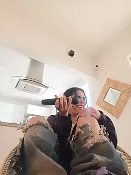 Kimdyy  online show from June 2026 07:56:01 PM