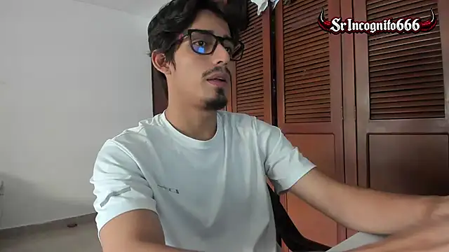 Snapshot of SrIncognito666 chatting on July 2026 12:22:02 PM SrIncognito666 online show from July 2026 12:22:02 PM