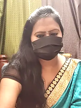 Snapshot of Meera_mia chatting on June 2026 11:19:01 PM Meera mia online show from June 2026 11:19:01 PM