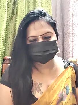 Snapshot of Meera_mia chatting on June 2026 08:12:02 AM Meera mia online show from June 2026 08:12:02 AM
