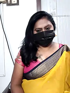 Snapshot of Meera_mia chatting on June 2026 09:03:02 PM Meera mia online show from June 2026 09:03:02 PM