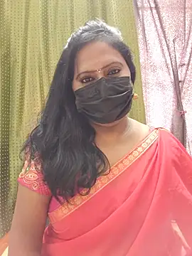 Snapshot of Meera_mia chatting on July 2026 07:10:01 AM Meera mia online show from July 2026 07:10:01 AM