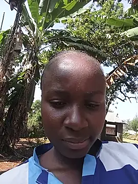 Snapshot of Ebonylouisa chatting on July 2026 07:45:01 AM Ebonylouisa online show from July 2026 07:45:01 AM