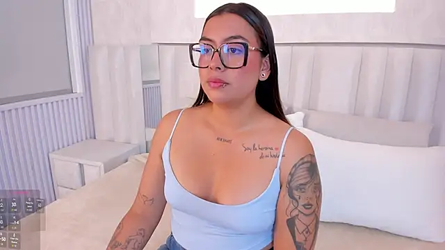 barbara luxx online show from May 2026 01:42:02 PM