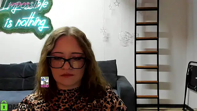 JuliNy x online show from May 2026 04:14:02 PM