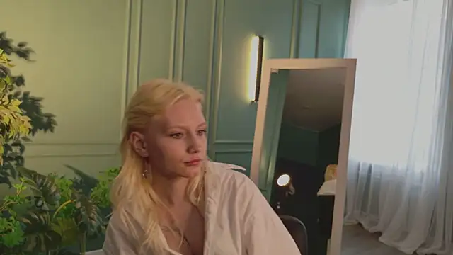 haleybooo online show from June 2026 05:49:01 AM