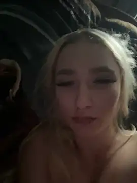 lisacryss3 online show from June 2026 01:50:01 AM