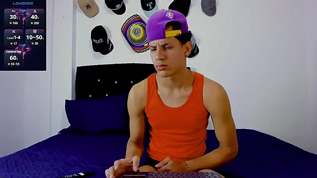 theo bigcock  online show from July 2026 06:56:01 PM