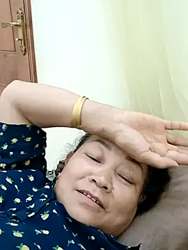 Snapshot of Orio-baby chatting on July 2026 01:28:01 PM Orio-baby online show from July 2026 01:28:01 PM