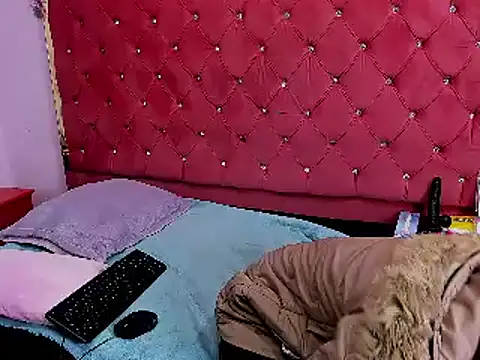 Snapshot of Bunny_Foxx_ chatting on May 2026 02:52:01 AM Bunny Foxx online show from May 2026 02:52:01 AM