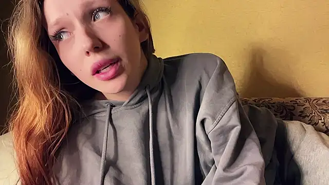 xXMelanieseXx online show from May 2026 05:10:01 PM